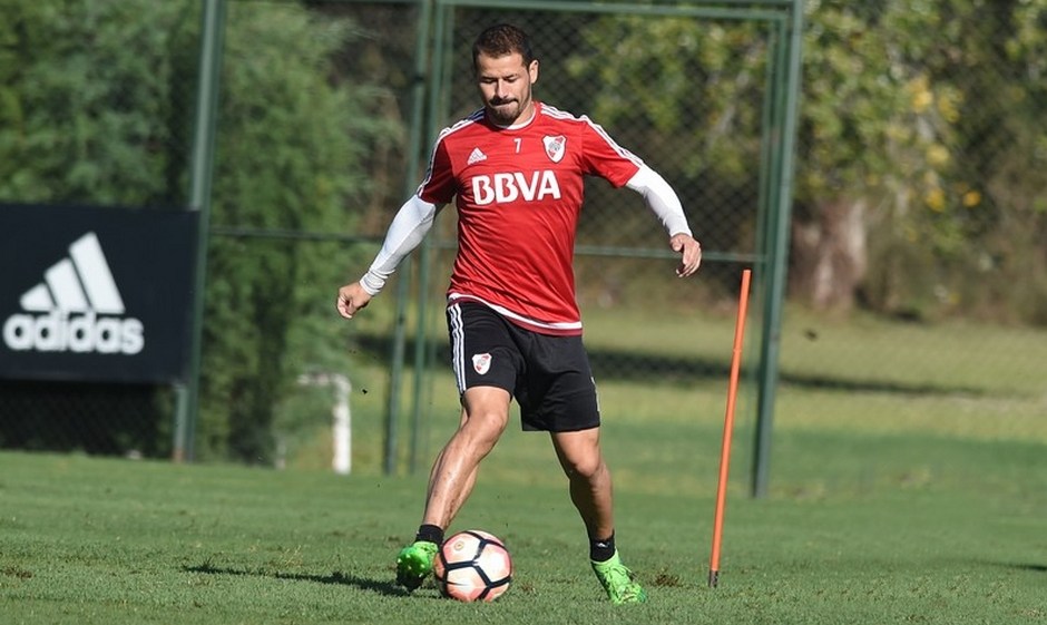 Rodrigo Mora entrenamiento